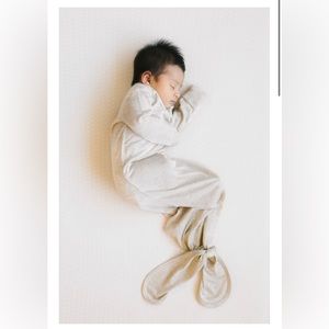 Solly Baby knotted gown - flax